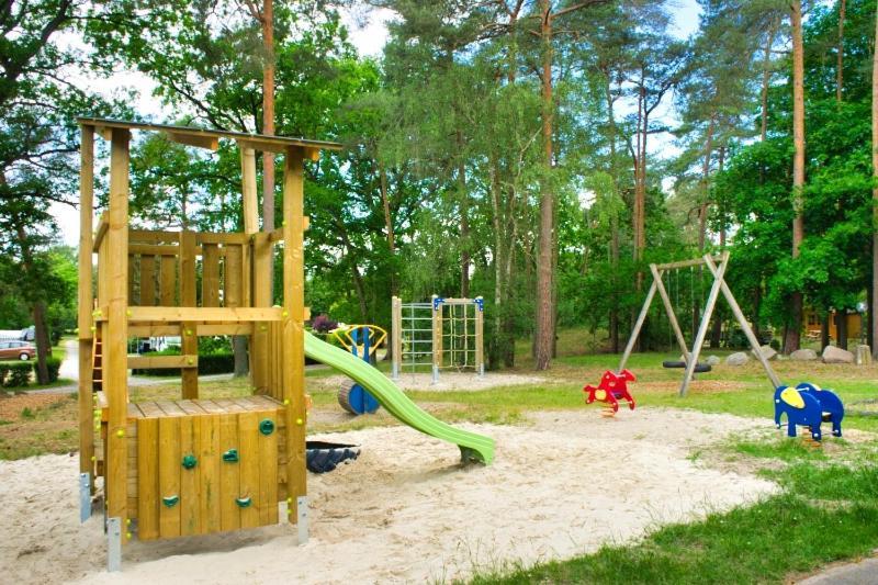 Camping-Aller-Leine-Tal Engehausen 외부 사진