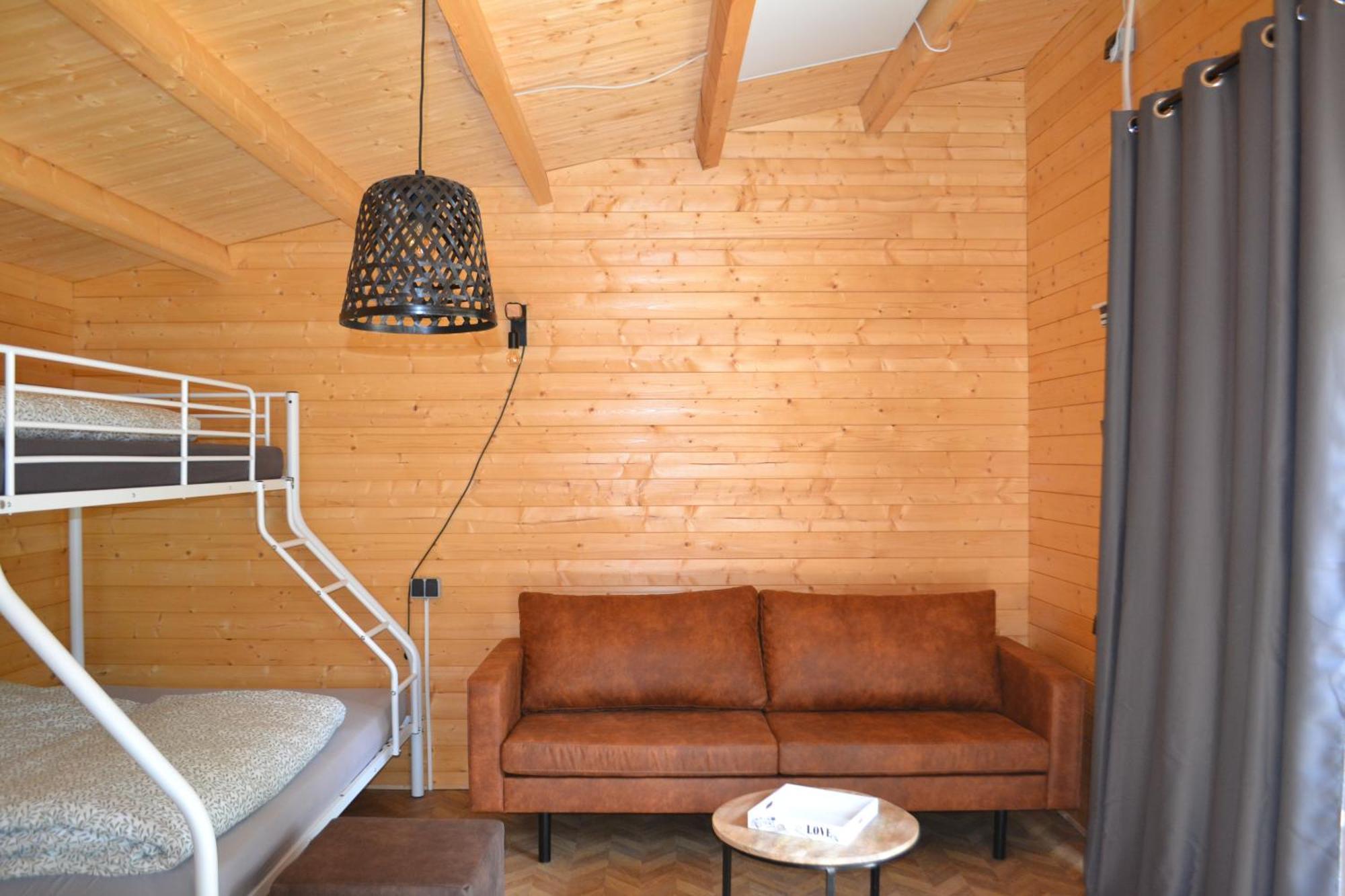 Camping-Aller-Leine-Tal Engehausen 외부 사진